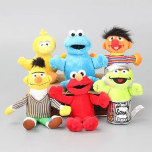 Dessin animé 6 PCS / SET 13-18 cm Elmo Polde en peluche Kawaii Puppet Toys Kids Halloween Gift 240328