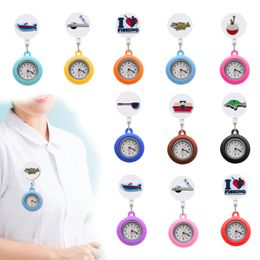 Cartoonaccessoires Visgereedschap Clip Pocket Horloges FOB voor verpleegsters Hang medicijnklok Analoge kwarts Hangende revers Vrouwen Verpleegster kijken otx3o