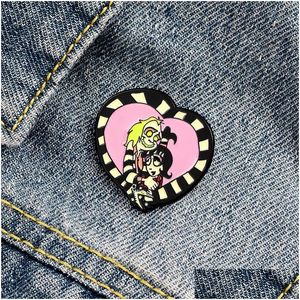 Cartoon Accessoires Nieuwe Hartvormige Zwart-witte Slang Clown Paar Broche Creatieve Punk Horror Persoonlijkheid Emaille Pin Hanger Gif Dhqx5