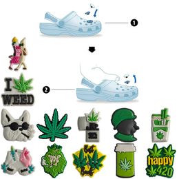 Cartoon Accessoires Patroon Bedels Schoenen Slippers Decoratie Voor Cross Love Leaf Charm Klomp Drop Levering Otecz