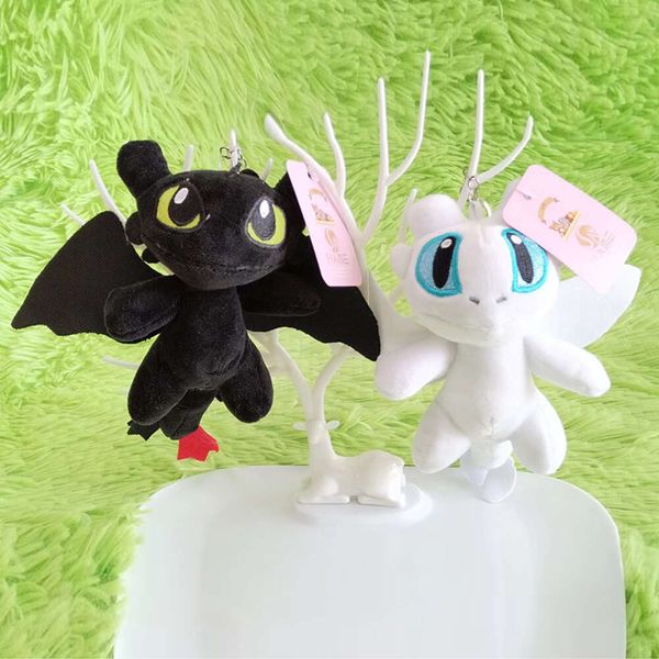 Animal animal bebé suave en blanco y negro Flying Dragon Plush Cadena de llave de llave