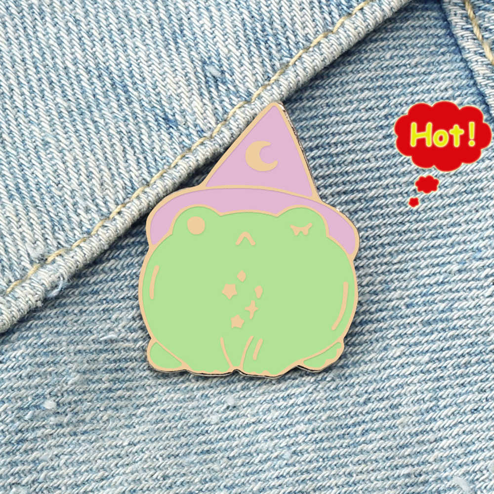 Cartoon Animal Brooches Moon Witches Toad with Magical Hat Lapel Pins Cute Green Frog Enamel Badges Denim Backpack Jewelry Gifts