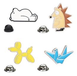 Cartoon Animal Polar Bear Cranes Broche Pins Zet grappige zinklegering Balloon Dog Broches For Girls Xmas Gift Badges Bag Pin1705241