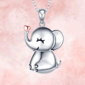 Collier avec pendentif en forme d'éléphant mignon de dessin animé pour bébé, avec cœur rose, pour anniversaire de dames et de filles