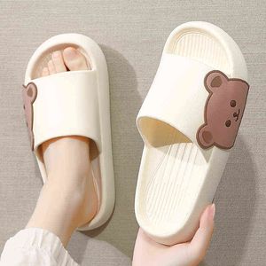 Dessin animé ours pantoufles femme chaussures Kawaii mignon sandales plage été diapositives tongs semelle épaisse garçons filles unisexe salle de bain chaussures Y220412