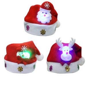 Chapeau de noël de dessin animé avec lumière LED, motifs de neige, de père noël, de cerf, fournitures de vacances pour enfants et adultes