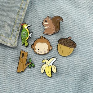 Cartoon creativiteit, schattig klein aapje, specht, mini-banaanvormige broche sieraden, gebakken verfbadge