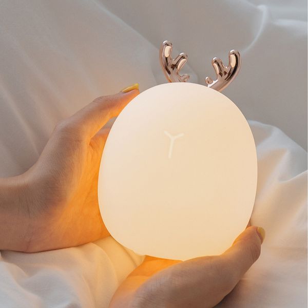 Luz nocturna de ciervo con dibujos animados, lámpara de goma de silicona recargable por USB, lámpara LED de ambiente para mesita de noche para alimentación de bebés y niños