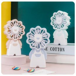 Cartoon-fan Little Lion Three Speed ​​wind draagbare handheld USB opladen buiten kleine fans