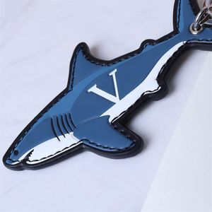 Cartoon sleutelhangers luxe ontwerper mode sleutelhanger zilveren sleutels gesp blauw lederen haai brief gedrukt heren dames sleutel O308G