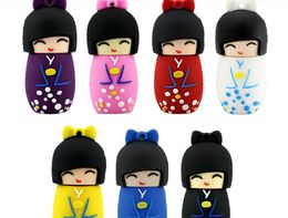 Cartoon Kimono Japanse pop USB 2.0 Pendrive 128 GB Flash Drive 64 GB 32 GB 16 GB 8GB Pen CLE Memory Stick Disk