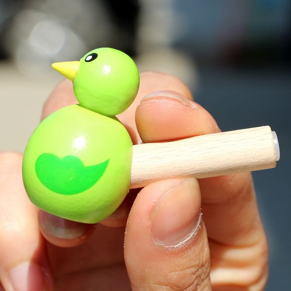 Dessin animé Mini oiseau enfants sifflet Instruments de musique jouet enfants bijoux pendentif en bois apprentissage précoce jouets éducatifs