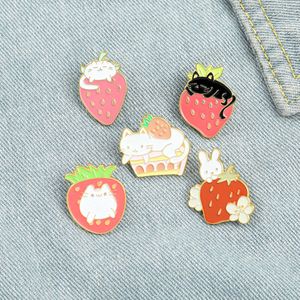 Broche en alliage de série fraise minimaliste et créative, petit chat mignon, lapin, accessoires polyvalents, Badge de peinture cuite au four