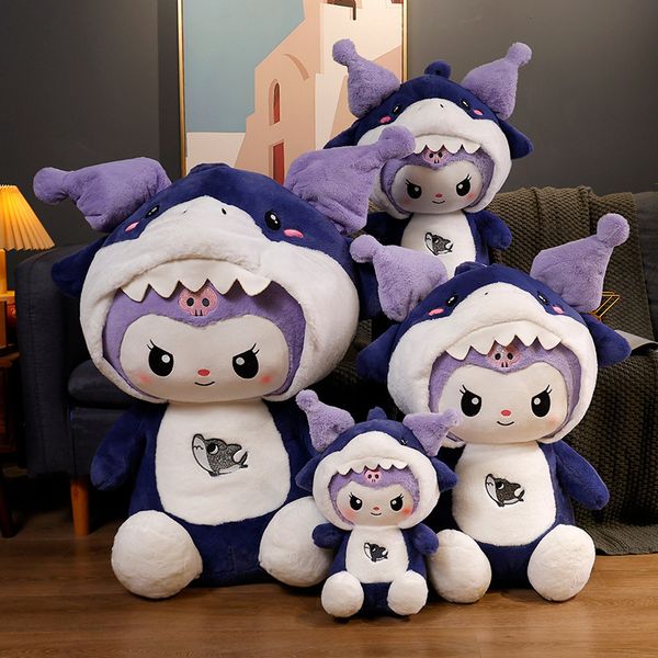 Dessin animé New Shark Transformation Lomi en peluche Toy Doll Shark Dollow Pillow Machine Machine Wholesale