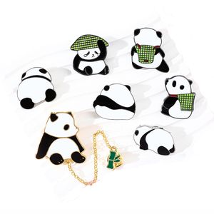 Broche de Panda de dibujos animados, recuerdo de fiesta, insignia de aleación de Animal, mochila escolar, bolsa de lápices, suministros de decoración