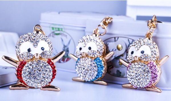 LLavero de forma de pingüino de dibujos animados creativo 3 colores diamante metal lindo pingüino llavero bolsa accesorios de moda