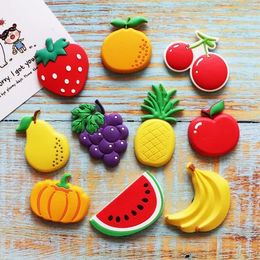 Cartoon PVC Koelkastmageten Animal Fruit Magnetic Toys Peuter Souvenir Koelkast Home Decor Stickers 240429