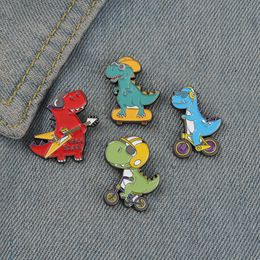 Cartoon sportief dieren dinosaurus email pins badge gitaar skateboard broche voor kinderen vrienden schattige rugzakken revers pin sieraden cadeau