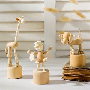 Dessin animé en bois œuvre d'art mobile marionnette figurine de bureau ornements clown cheval girafe chien statue artisanat jouet cadeaux décoration de la maison 220426