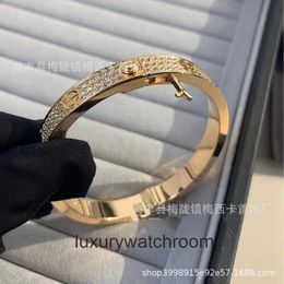 Bracelets de bijoux haut de gamme en cartre pour femmes CNC Precision V Gold Full Sky Star Bracelet Colore incolore large large rose étroite Diamond Gold Original 1: 1 avec un vrai logo et une boîte