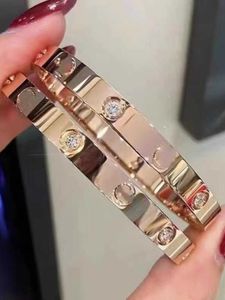 Karren armband Nieuwe 18K Rose Gouden Armband voor Koppels 3D Harde Schroef Solid Valentijnsdag als Geschenk Vriendin