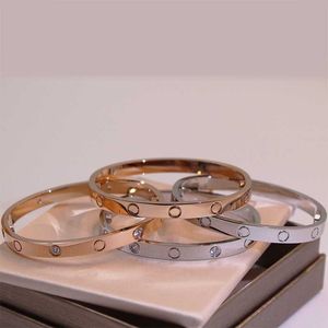 Karren armband Nieuwe armband 5e generatie titanium staal 18k roségoud rechte schroevendraaier met steen ingelegd paar roestvrij batch