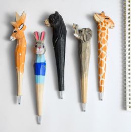 Stylo en bois sculpté animaux cadeau stylos à bille roulante papeterie peint à la main Vintage bois Writpen école fournitures de bureau faveurs de fête de Noël