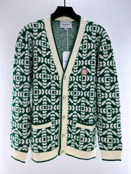 Casablanca Mens Designer Pulls Men Choker Knitwear Cardigan Pull Perle Perle Bouton Coats en tricot unique Pull pour hommes en laine