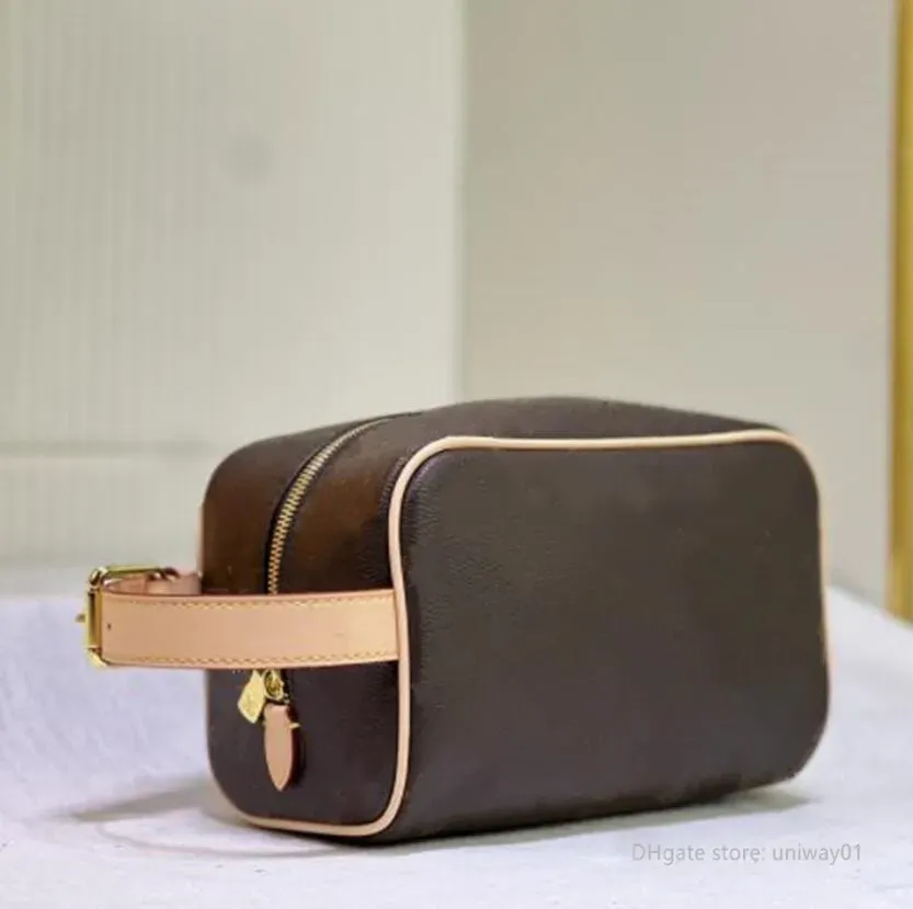 Fall modedesigner kvinnor väska kosmetiska väskor handväska plånbok handväska damer med blommor bokstäver rutnät lyxigt fashionabla