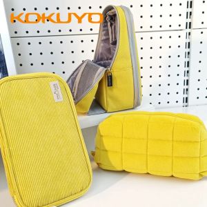 Cas Japon Kokuyo Crayon Câches jaunes série jaune Magcritz Boîte à enclos debout Sac d'oreiller au four sac à gâteau de grande capacité Sac à crayon stationnaire