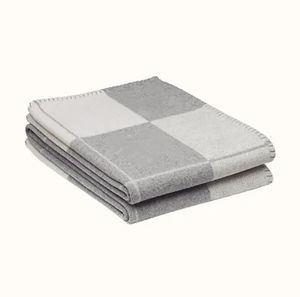 Cashmere Designer Dekens Soft Wool sjaalsjaal Draagbaar Warm Geprode sofa bed fleece gebreide worp