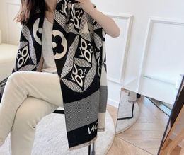 Cashmere scarf women's autumn and winter new European and American brand cashmere scarf thickened scarf warm shawl spot wholesale