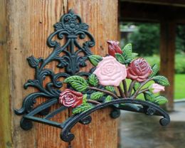 Soporte de manguera de hierro fundido Rose Flower Decorative Reel Changer Antiguo Garden Manguera Medona Murnal Montada Equipo de jardín de jardín Home RE2512833