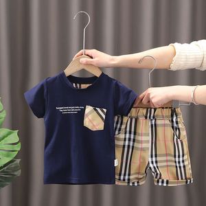 Chemise à manches courtes + short confortable à carreaux pour bébés garçons de 0 à 5 ans, ensembles de vêtements en coton pour enfants, jolis vêtements décontractés