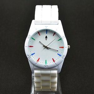 Décontracté marque trèfle femmes hommes unisexe 3 feuilles style cadran bracelet en Silicone analogique Quartz montre-bracelet AD02303n