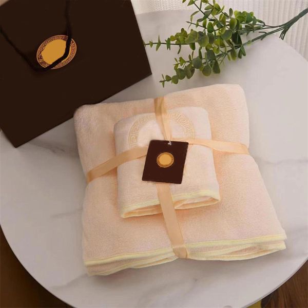 Serviette de bain design décontracté ensembles femme hommes serviettes de plage rose marron blanc maison absorbant 2pcs débarbouillette velours corail serviette de bain ensembles lettre mode s08