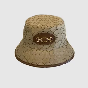 Chapeau de seau de créateur décontracté pour femmes, prévention du soleil, imprimé animal, ornement en métal plaqué or, casquette en cuir de couleur mixte, chapeau de soleil à large bord gorro ga0133 C4