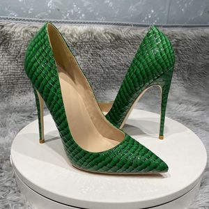 Diseñador casual Sexy Lady Moda Mujer Zapatos Verde Impreso Charol Punta puntiaguda Stiletto Stripper Tacones altos Zapatos Mujer Prom Noche bombas Tamaño grande 44