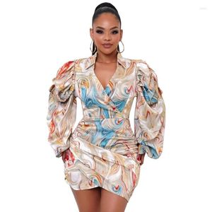 Robes décontractées 2022 Dames Automne Style britannique Robe de discothèque Mode Col V Plissé Fermeture à glissière Sexy Hip Wrap Jupe DressCasual