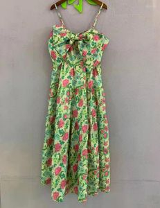 Robes décontractées 2022 Robe d'été Femmes de haute qualité Spaghetti Strap Pink Floral Print Big Bow Deco Sous-Calf Green sans morsure