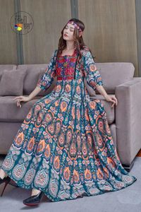 Robes décontractées 2023 automne haut de gamme bohème Sexy rétro point ouvert à manches longues robe mode femmes taille haute tresse longue