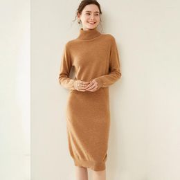 Robes décontractées 2023 automne genou longueur laine robe femmes élégant créateur de mode col roulé vêtements avec manches longues tricoté casual pull