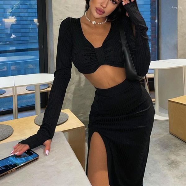 Robes décontractées 2023 Mode Sexy Manches Longues Crop Top Taille Haute Jupes Fendues Élégantes Femmes Noires Streetwear Deux Pièces Ensembles 28001