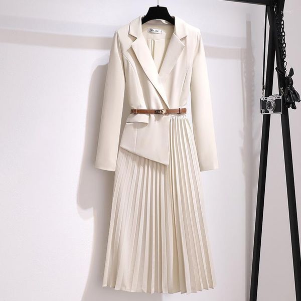 Robes décontractées 2023 printemps conception irrégulière robe Style français femmes femme plissé long tempérament costume manteau femmes
