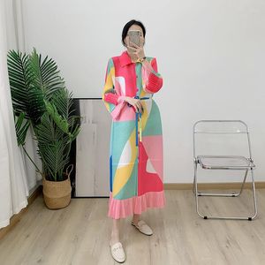 Casual jurken 2023 Springroze jurk dames miyake geplooDed lange rok hoogwaardige elegante mode riem rapel losse mouw s
