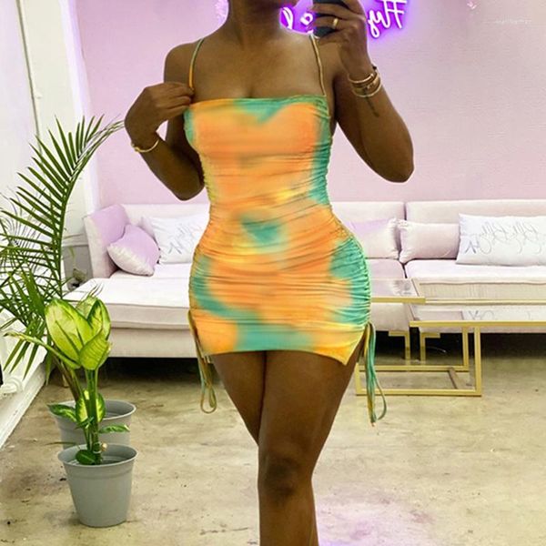 Robes décontractées 2023 Tie Dye Ruché Bandage Sexy Mini Robe Été Femmes Mode Streetwear Tenues Clubwear Sundress Moulante Indie Boho