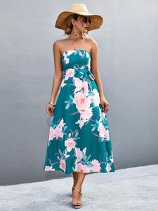 Casual jurken 2023 dames slijtage beha jurk mode bloemen print van de schouder a-line lange dames sexy backless veter maxi