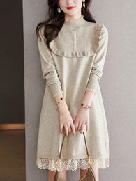 Casual jurken 2024 Autumn 0 nek dames sweater jurk kanten gesplitste pullover lange Koreaanse mode mouw gebreide elegant
