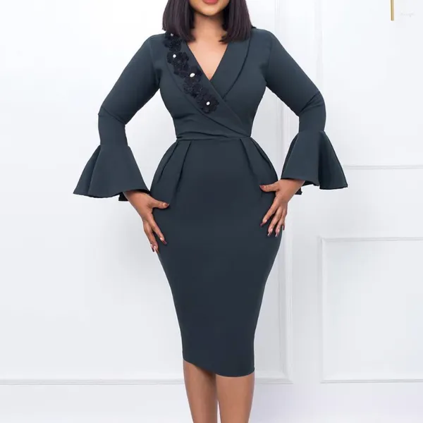 Robes décontractées 2024 automne haut de gamme solide jeune sexy style doux bureau dame profonde col en v manches longues femmes taille haute longue robe crayon