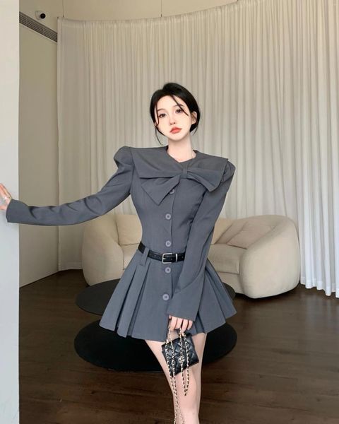 Robes décontractées 2024 Style de Corée d'automne sexy mais mignon à nœud à nœud à nœud à nœud à nœud à nœud